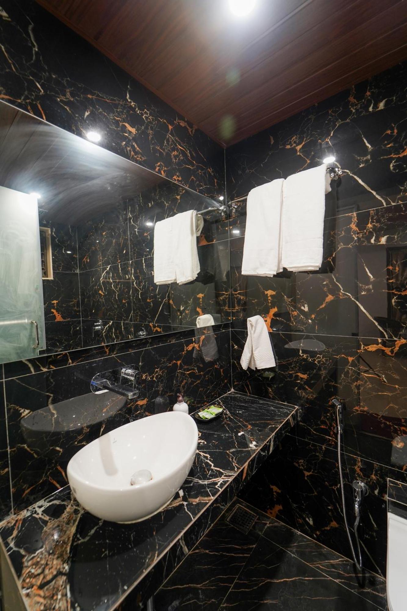 Hotel Bright Star Mahābaleshwar Dış mekan fotoğraf