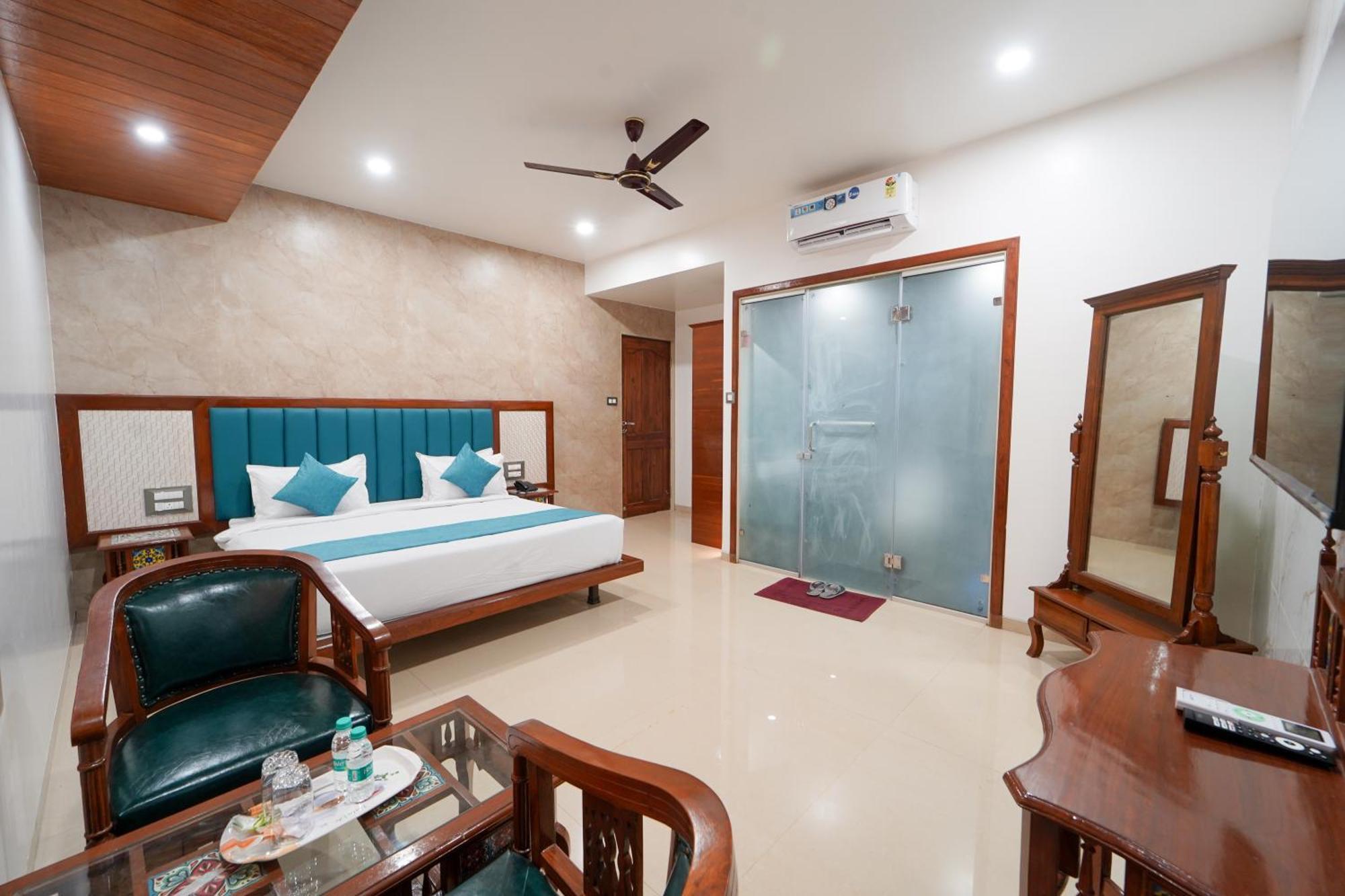 Hotel Bright Star Mahābaleshwar Dış mekan fotoğraf
