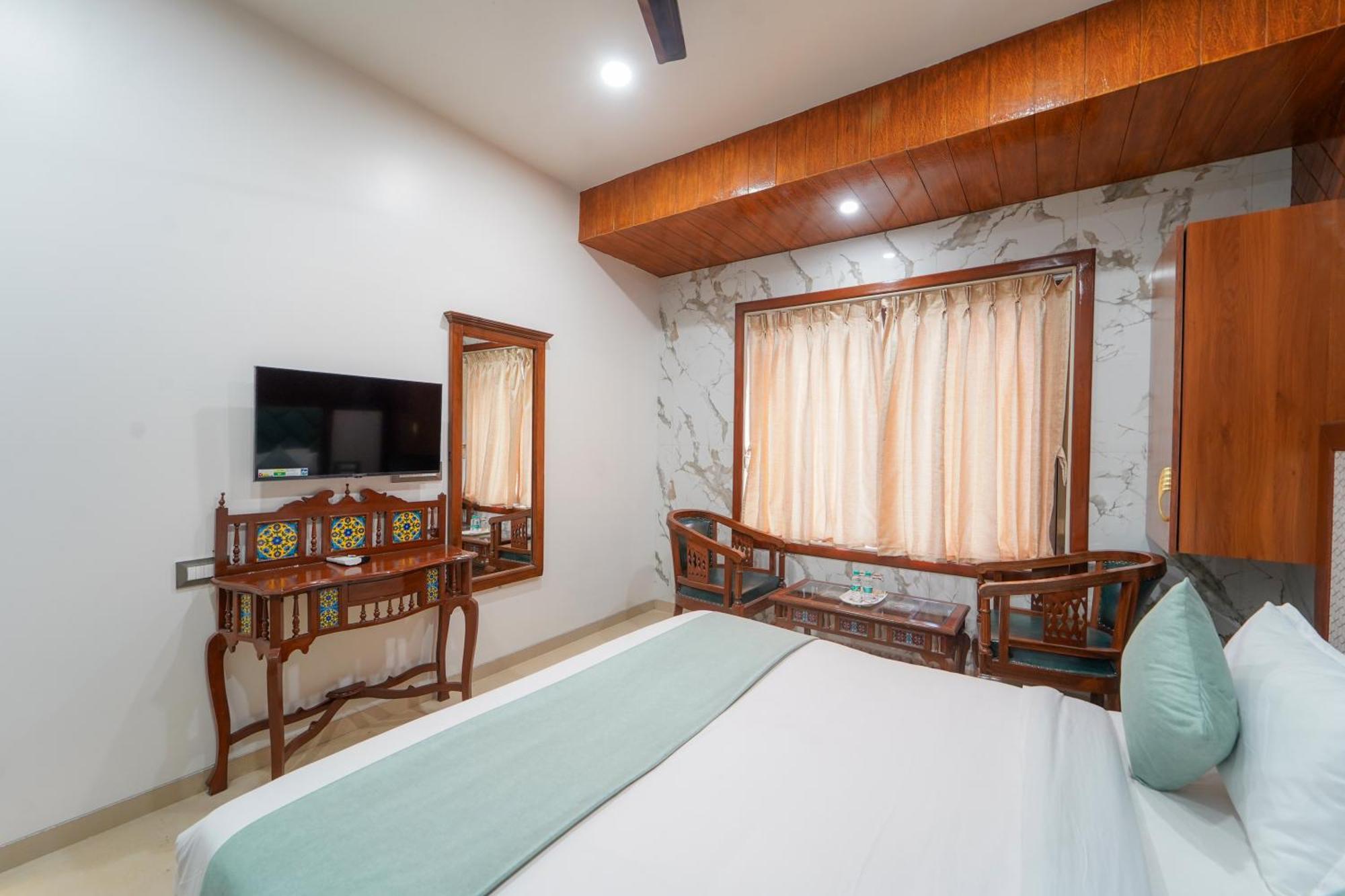 Hotel Bright Star Mahābaleshwar Dış mekan fotoğraf